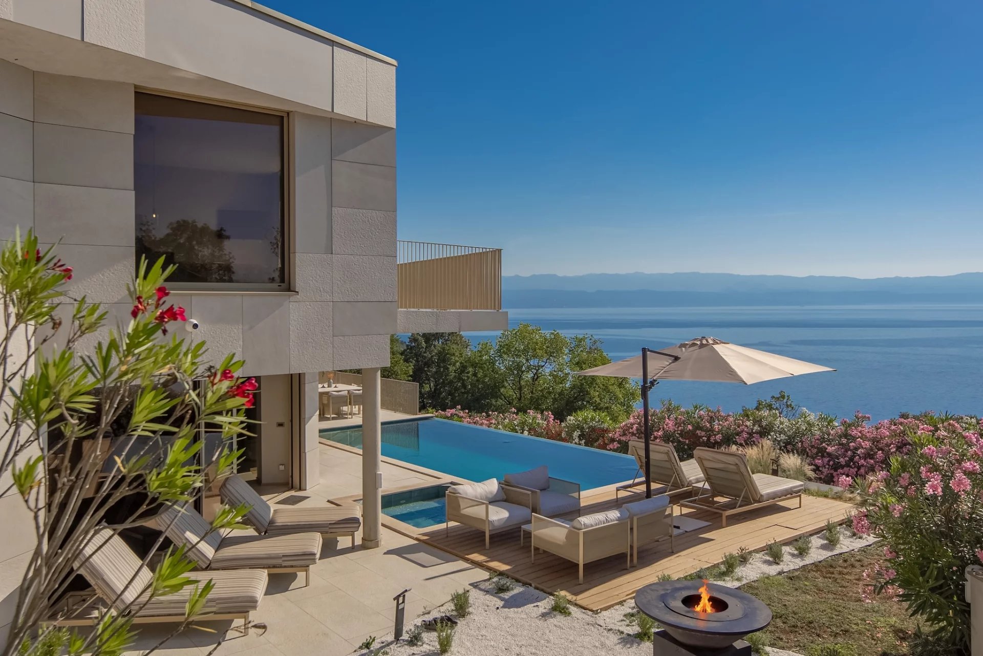 Villa mit Pool und Meerblick in der Nähe von Opatija