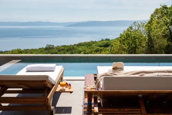 202411749-1 - Remington Real Estate