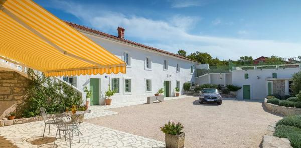 Autentičan mediteranski ugođaj uz more – ekskluzivno imanje na Kvarneru