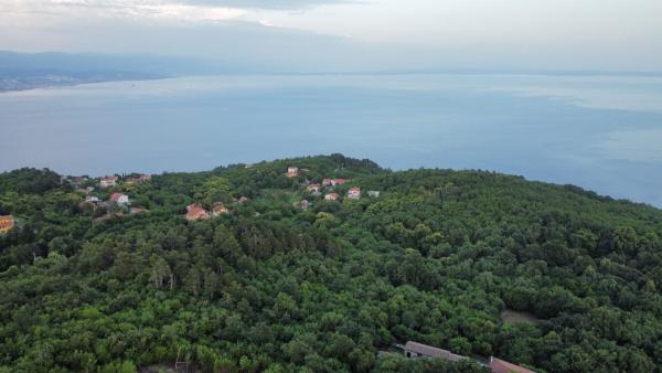 Sprzedam działkę budowlaną o powierzchni 18.747 m2 - Riwiera Opatija