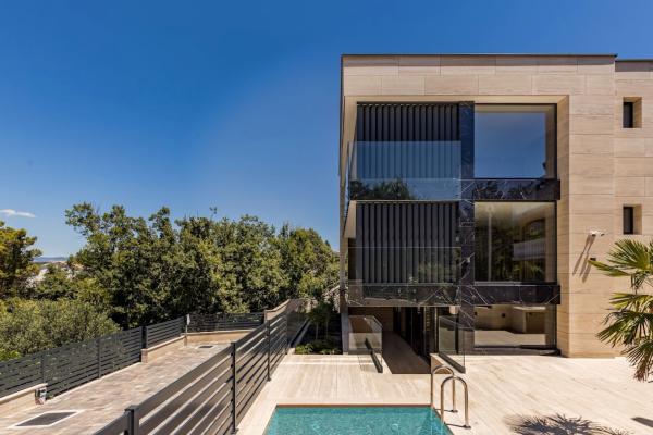 Newly built apartment with private pool - Island of Krk