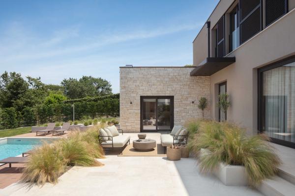 Šarmantna kuća s bazenom u mirnom okruženju - Istra