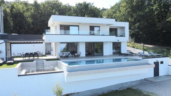 Villa mit Infinity-Pool und Meerblick - Riviera von Opatija