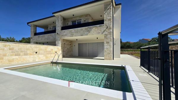Semi-detached house with pool and sea view – Krk