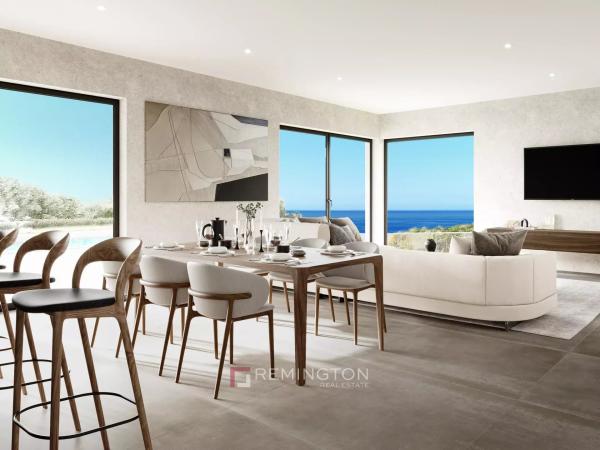 Modern house with 4 bedrooms, a pool and a rooftop terrace with sea views - Poreč