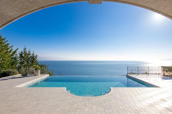 Residenz mit Panoramablick auf das Meer und Infinity-Pool - Riviera von Opatija