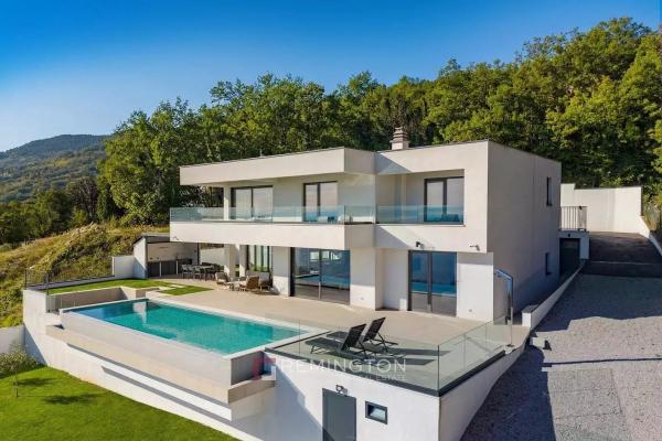 Vila s nekonečným bazénem a výhledem na moře - Opatijská riviéra