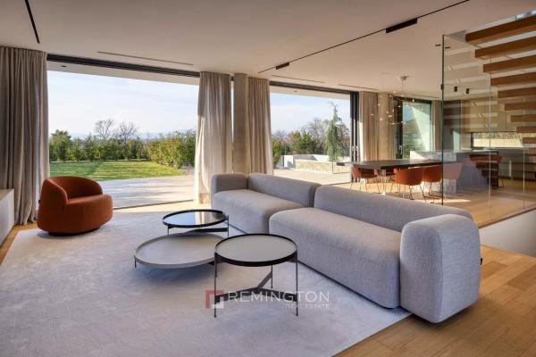 Suvremena vila s pažljivo oblikovanim interijerom i pogledom na more - Crikvenica