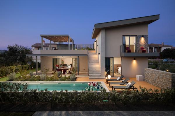 Modern 4 bedroom villa with pool and garden - Istria