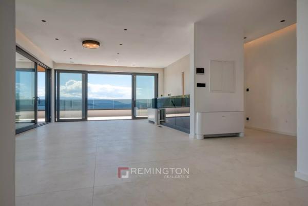 Penthouse with private pool and roof terrace - Krk