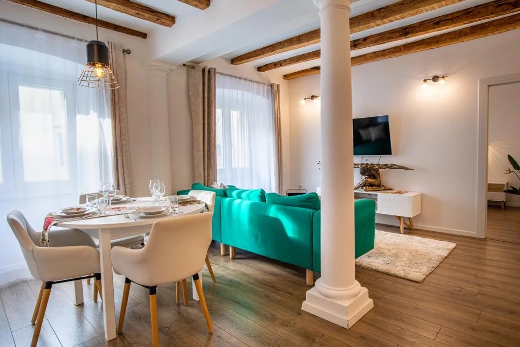 Charming two-bedroom apartment in the city centre